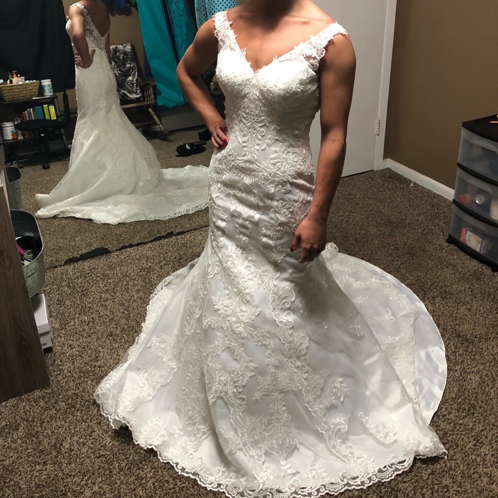 Wedding dress